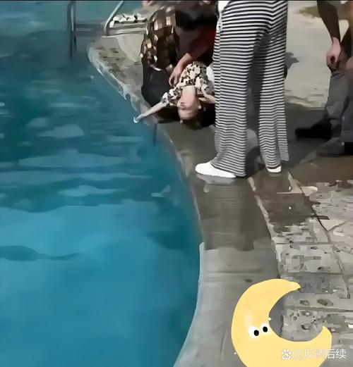 女子救儿子不幸溺亡,女子救儿子不幸溺亡视频