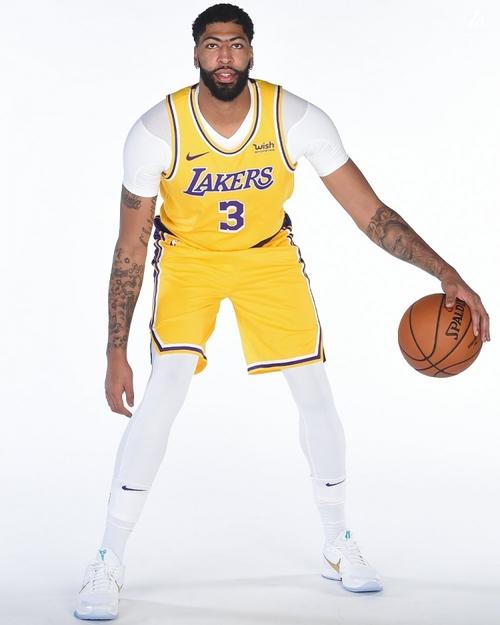 NBA球星剃发修行,nba球星理发