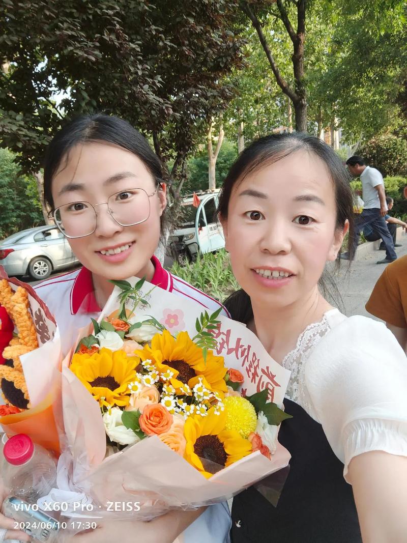 高考结束集体找妈妈,高考后和老妈准备回家